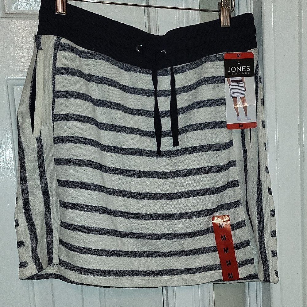 Jones New York Women's Navy and White Striped Mini Skirt